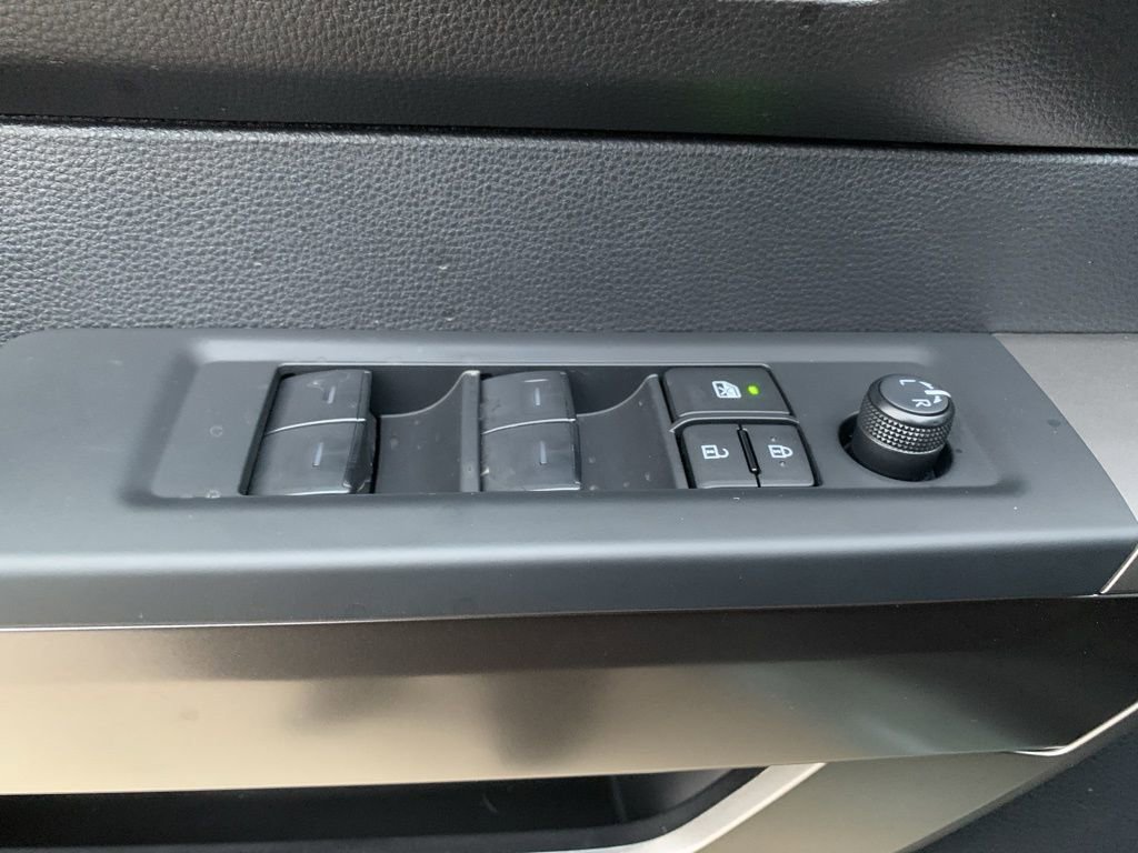 New 2026 Toyota Tundra SR5 image 12