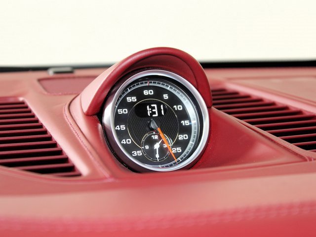 Used 2017 Porsche 911 Turbo S image 16