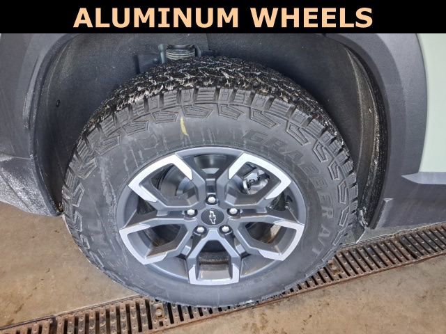 New 2026 Chevrolet Equinox ACTIV AWD/4WD image 10