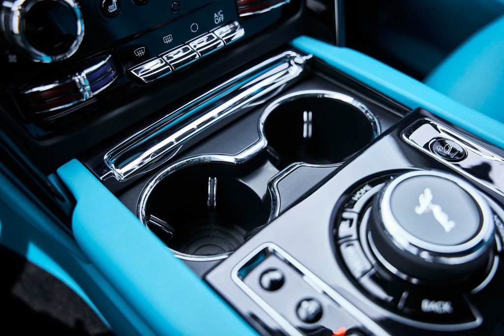 Used 2025 Rolls-Royce Cullinan Black Badge image 74