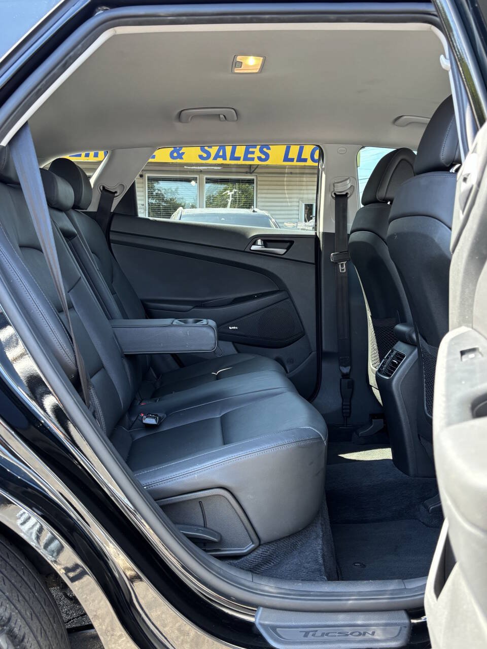 Used 2017 Hyundai Tucson SE Plus AWD/4WD image 16