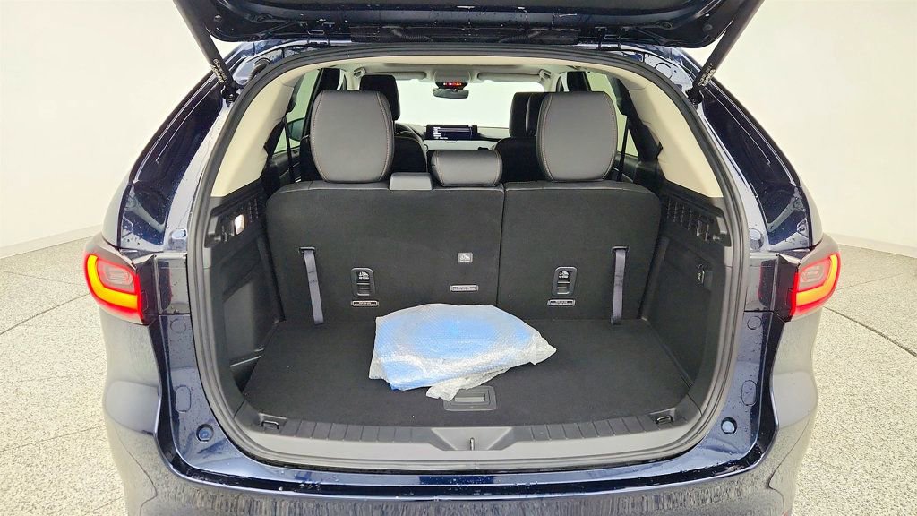 Used 2025 MAZDA CX-90 Plug-In Hybrid w/ Preferred AWD/4WD image 22