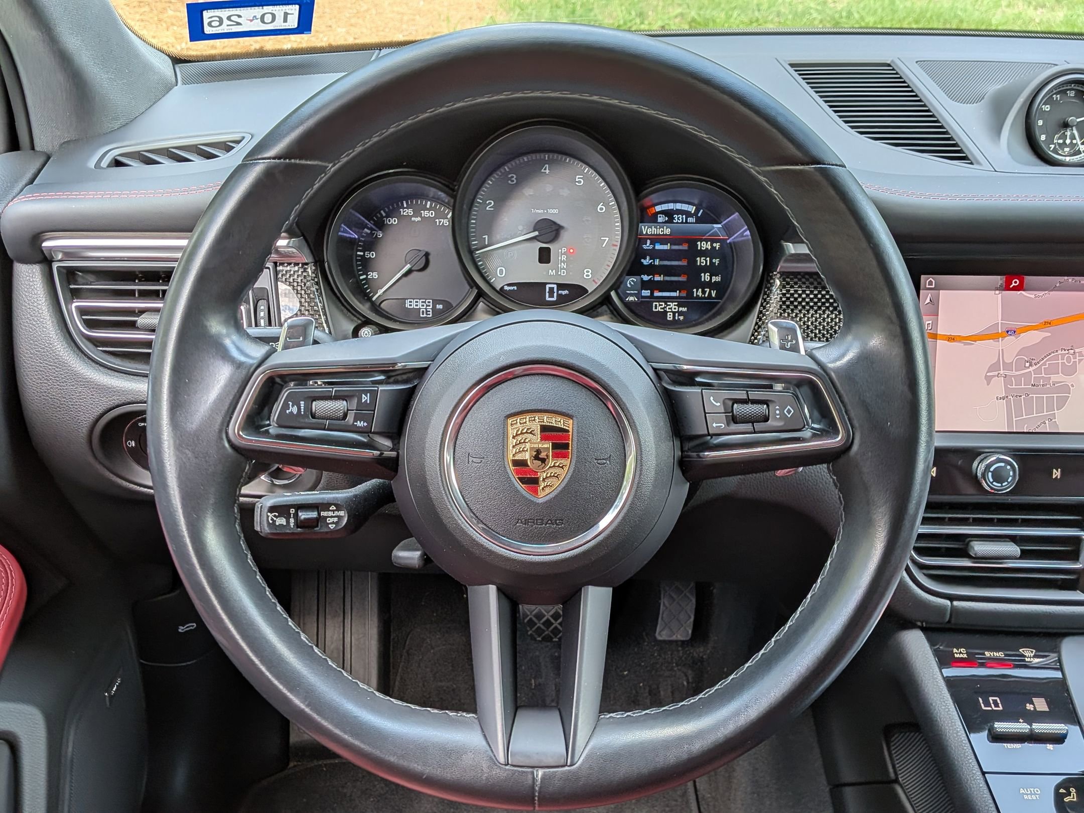 Certified 2024 Porsche Macan S AWD/4WD image 7
