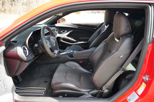 Used 2022 Chevrolet Camaro ZL1 image 28
