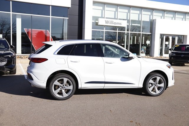 New 2025 Audi Q5 Premium Plus image 2