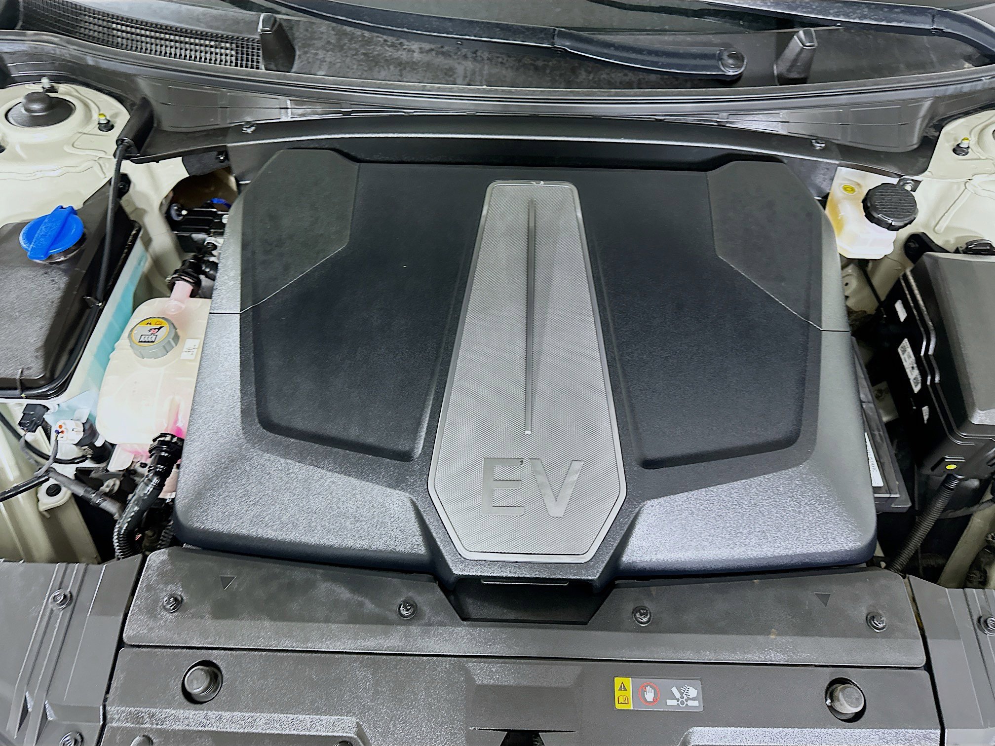 Used 2023 Kia EV6 Wind w/ Wind Technology Package RWD image 33