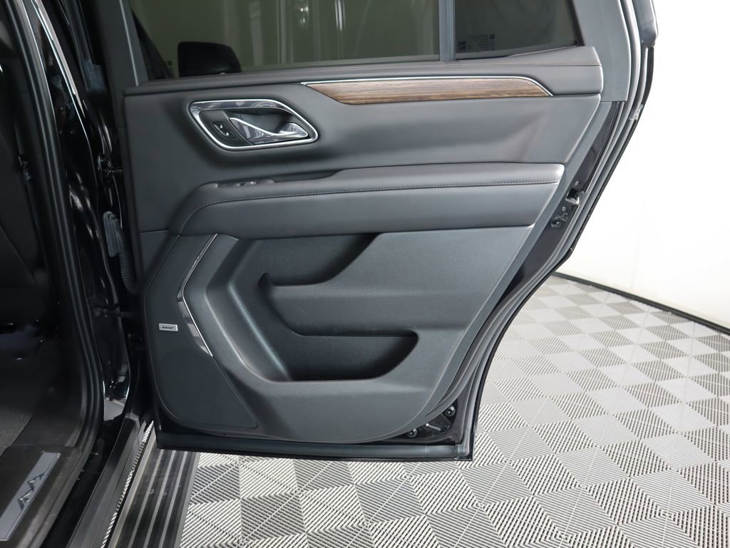 Used 2023 Chevrolet Tahoe High Country w/ Advanced Technology Package image 29