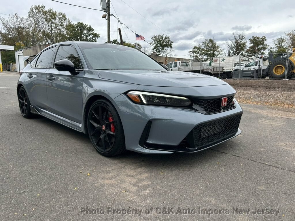 Used 2023 Honda Civic Type R image 5