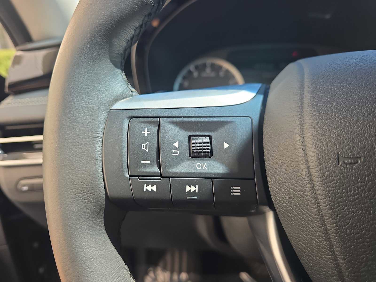 Used 2025 INFINITI QX60 Pure image 25