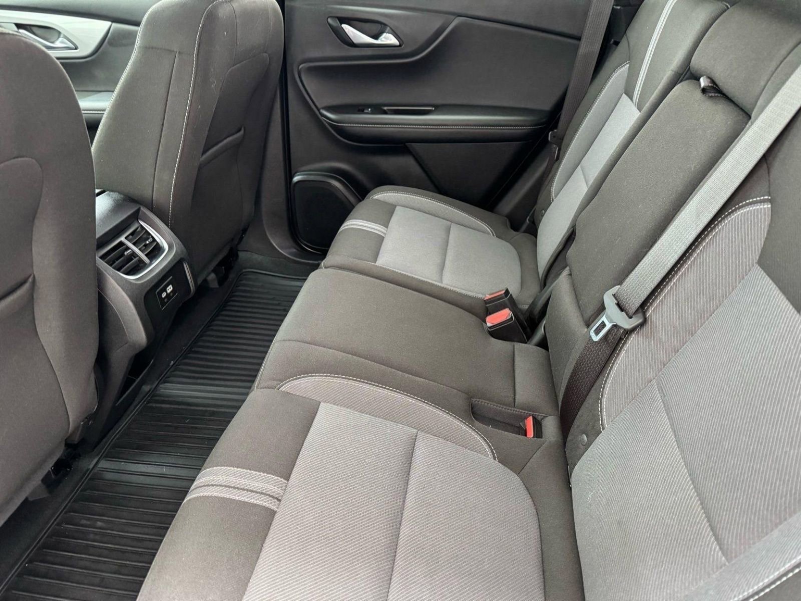 Used 2023 Chevrolet Blazer LT w/ Midnight/Sport Edition AWD/4WD image 14