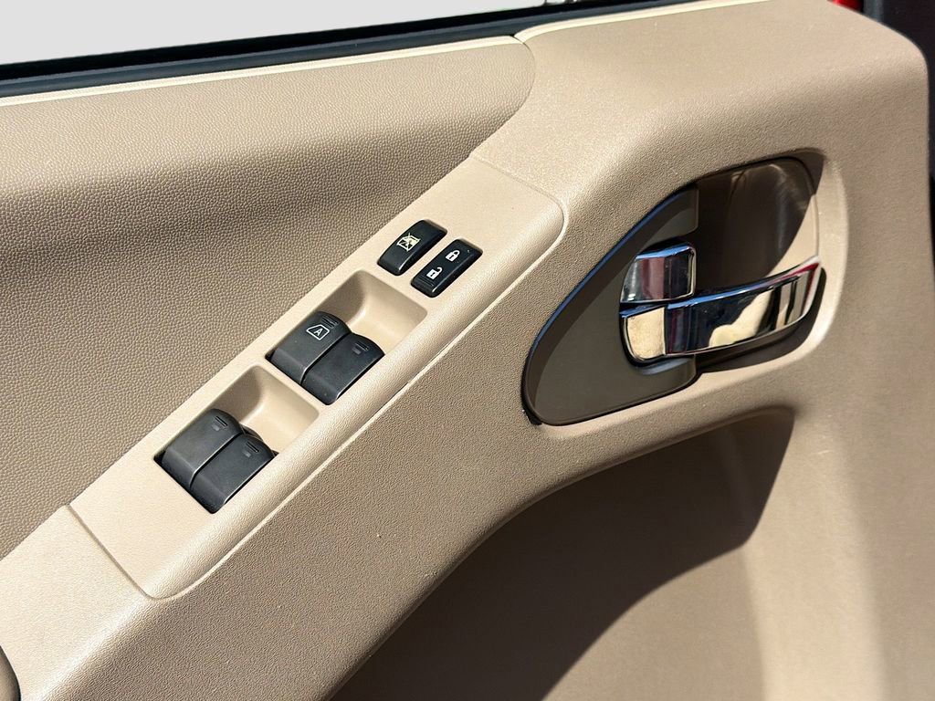 Certified 2017 Nissan Frontier SV w/ SV Value Truck Package image 18