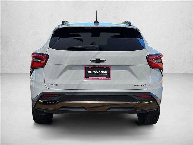 Used 2025 Chevrolet Trax ACTIV w/ Sunroof Package FWD image 6
