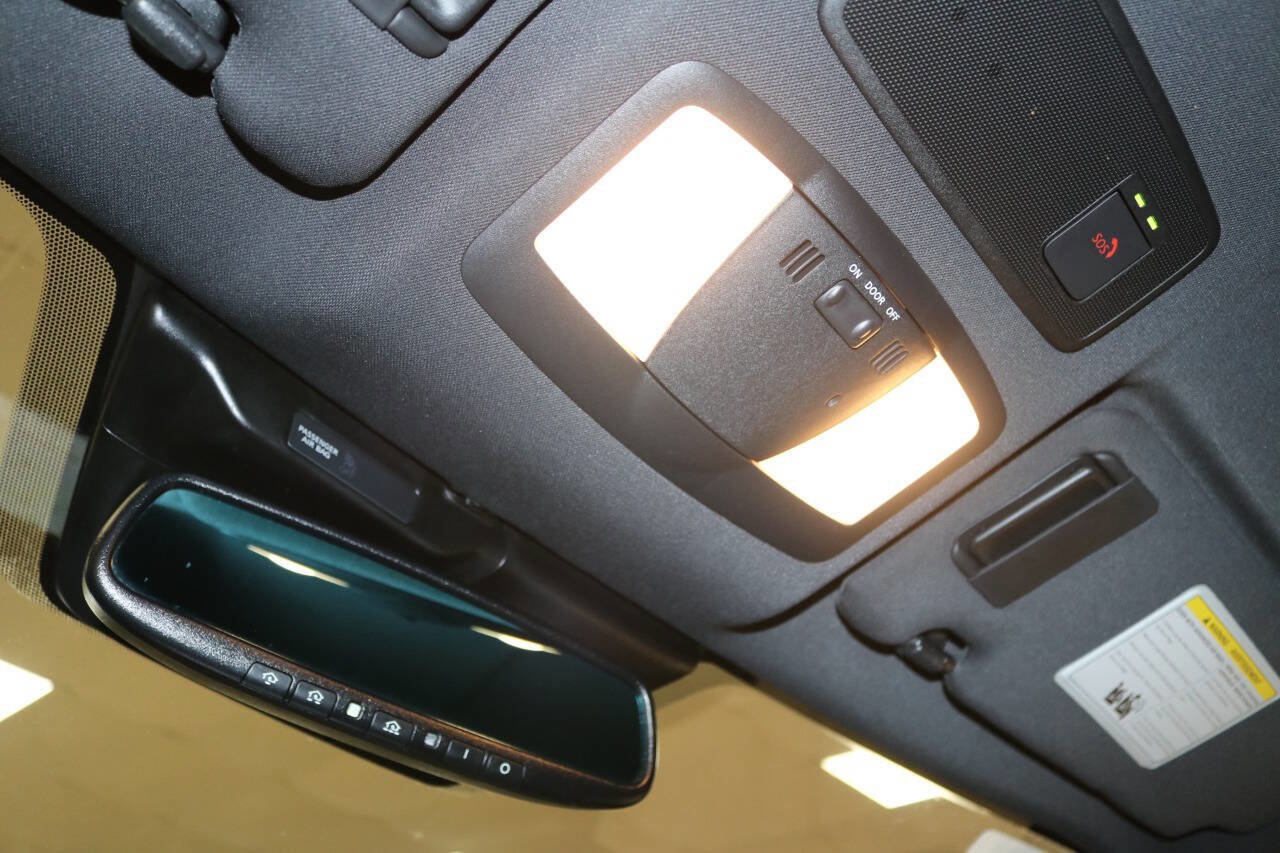 Used 2023 Nissan Z Performance 2dr Coupe 9A w/ Floor Mat Package (L93) image 87