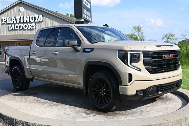 Used 2023 GMC Sierra 1500 Elevation w/ X31 Off-Road Package AWD/4WD image 3
