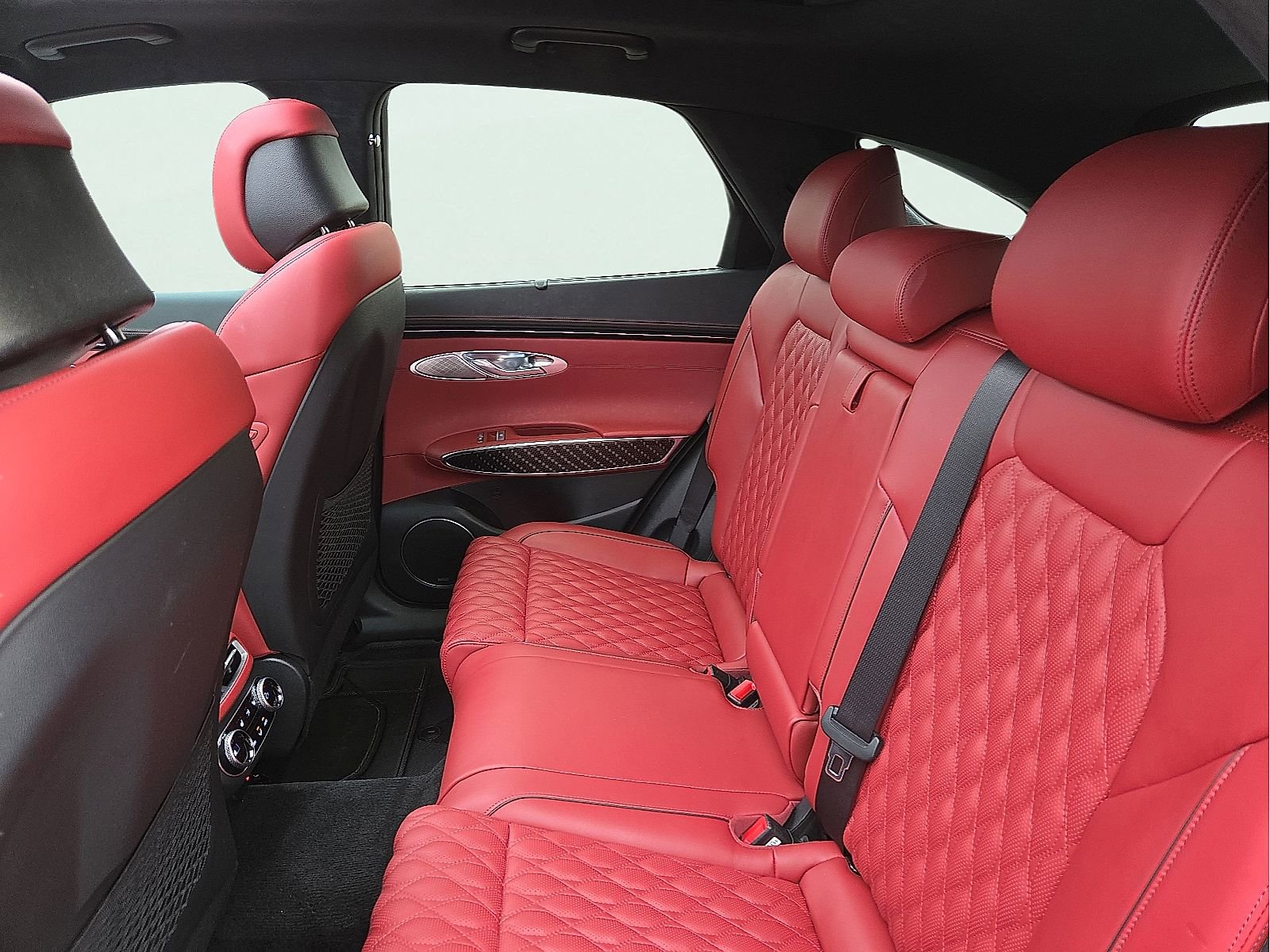 Used 2023 Genesis GV70 3.5T Sport w/ Sport Prestige Package image 10