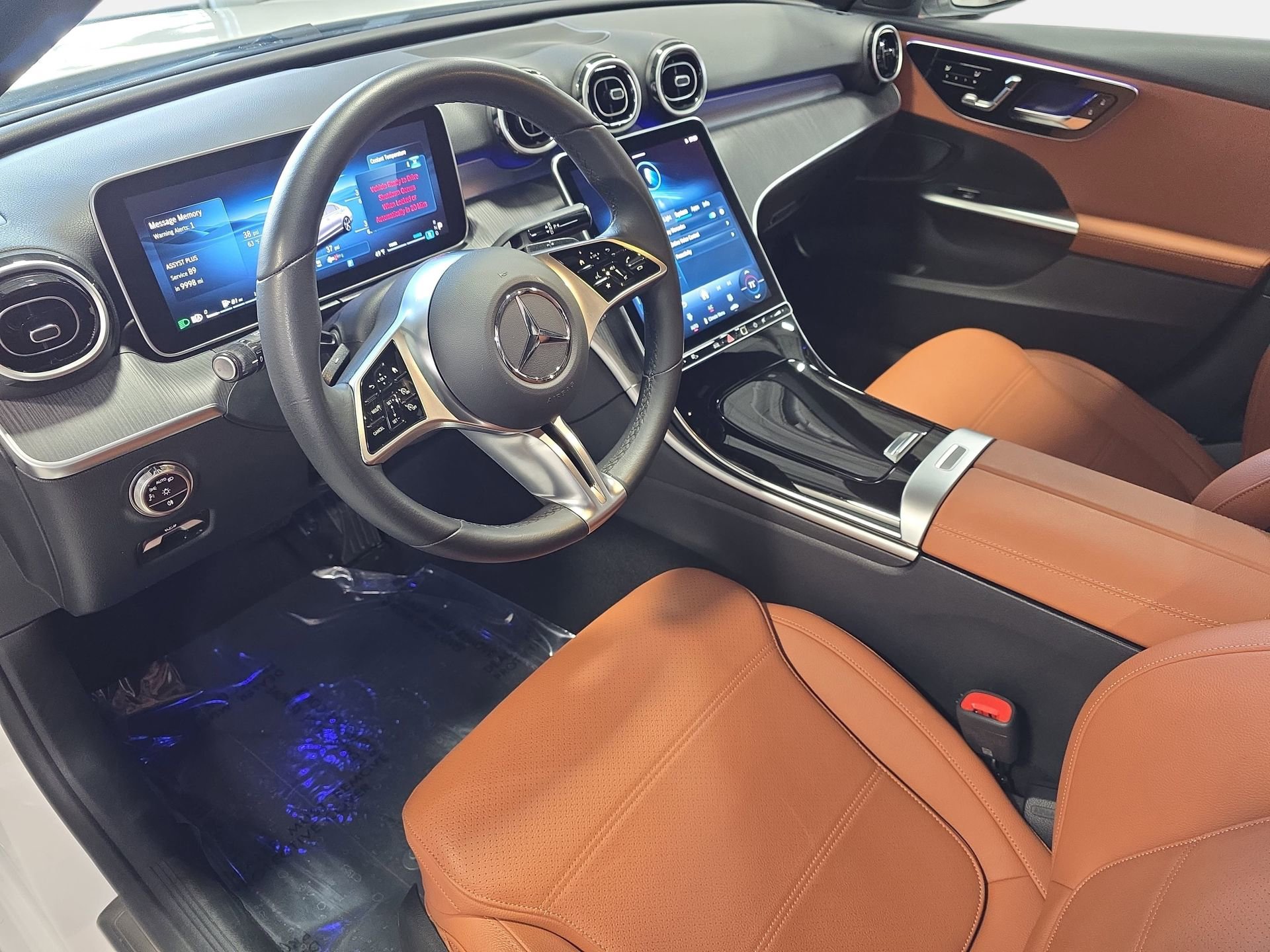 Used 2025 Mercedes-Benz C 300 Sedan image 16