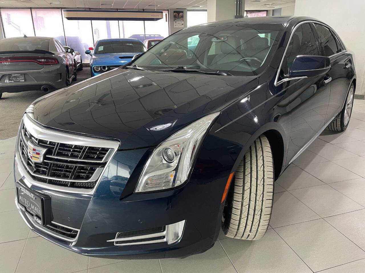Used 2017 Cadillac XTS Luxury w/ Driver Awareness Package image 3