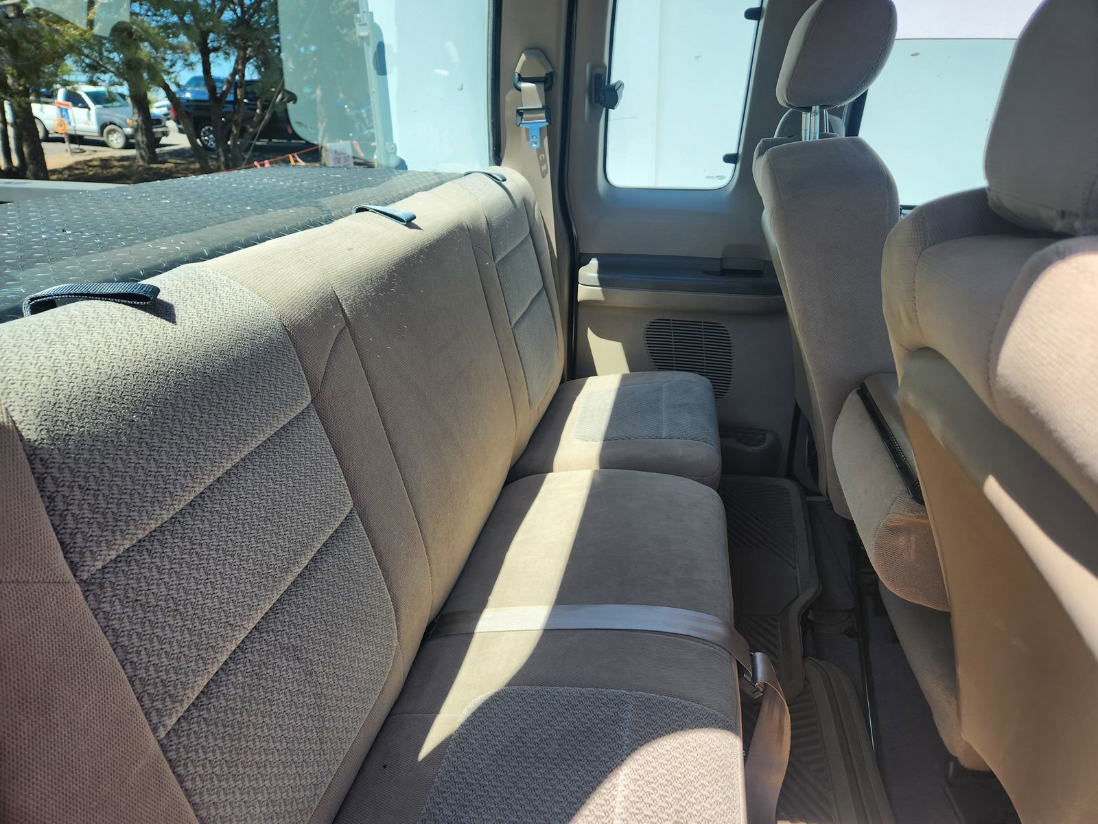 Used 2002 Ford F250 XLT AWD/4WD image 16
