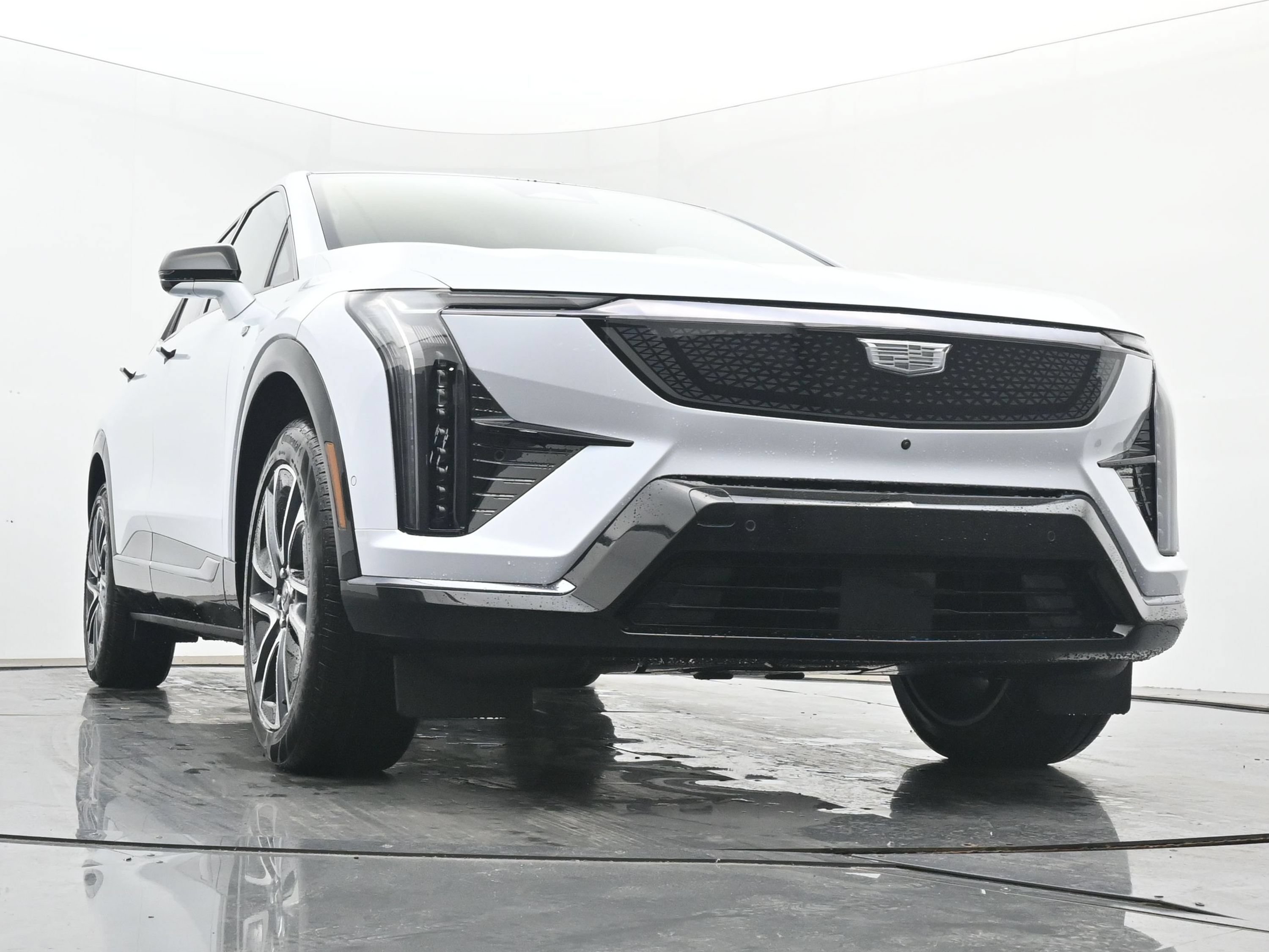 New 2026 Cadillac Optiq Sport 2 AWD/4WD image 22
