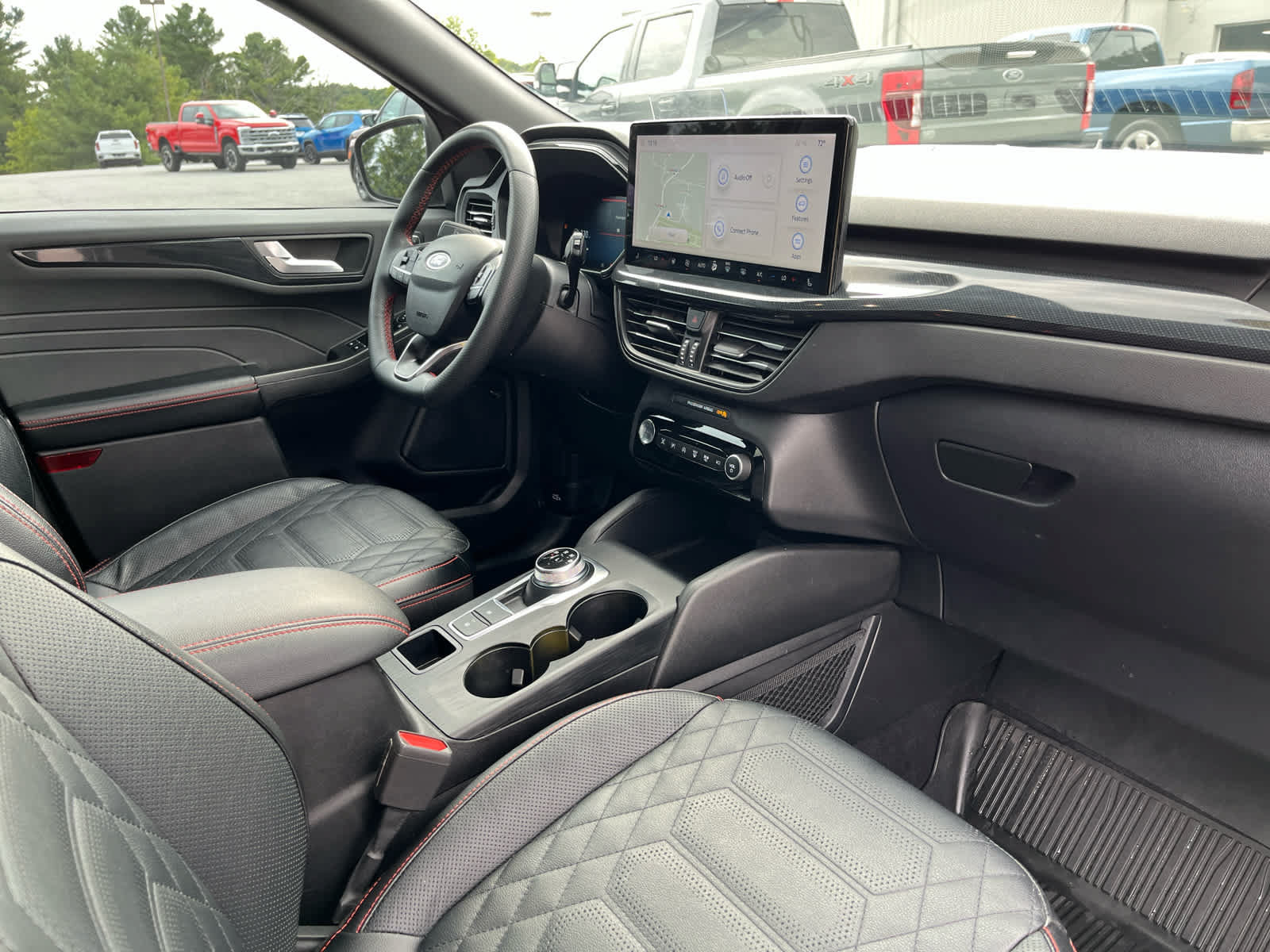 Used 2023 Ford Escape ST-Line Elite w/ Premium Technology Package AWD/4WD image 35