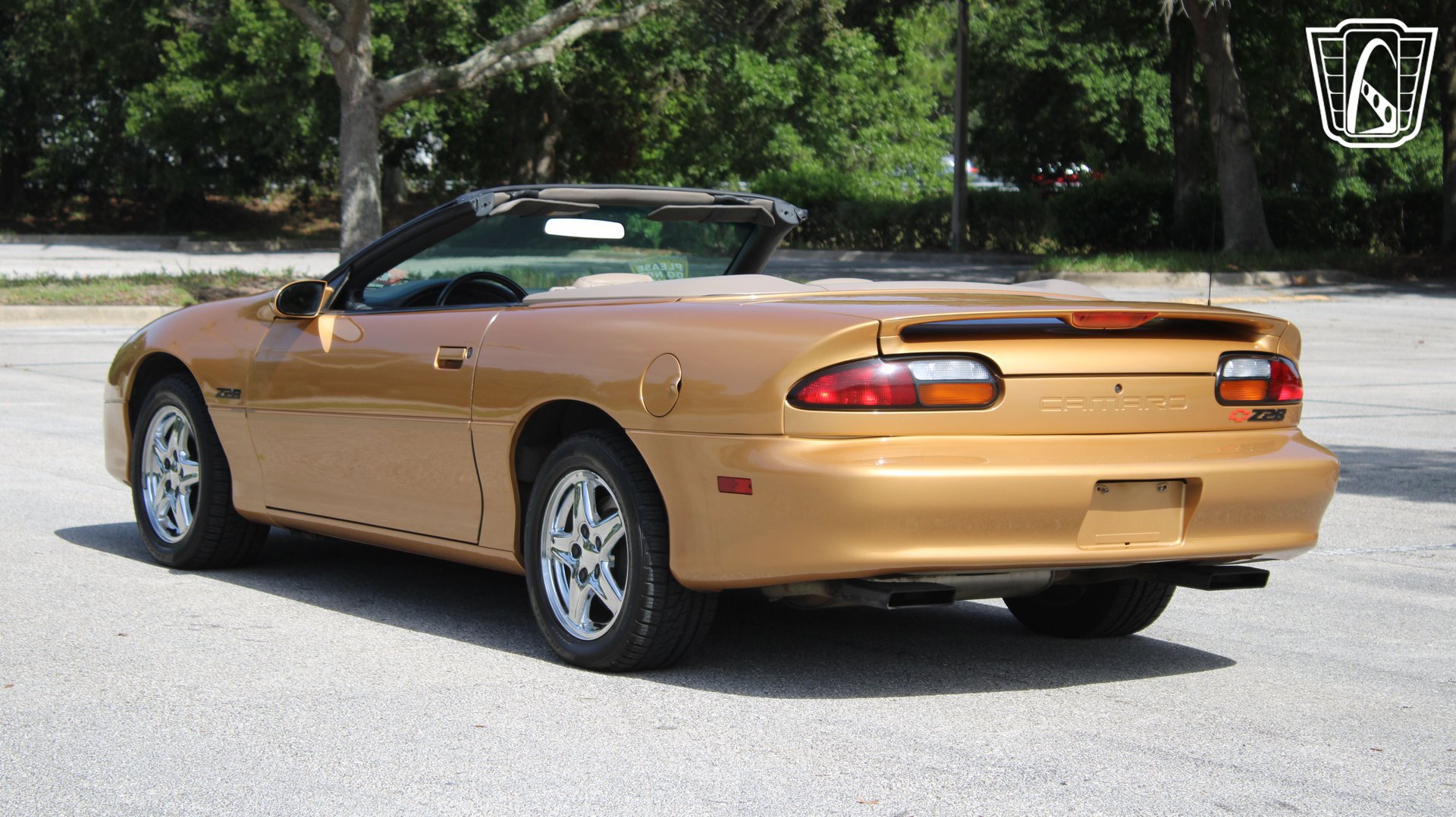 Used 1998 Chevrolet Camaro Z28 RWD image 12