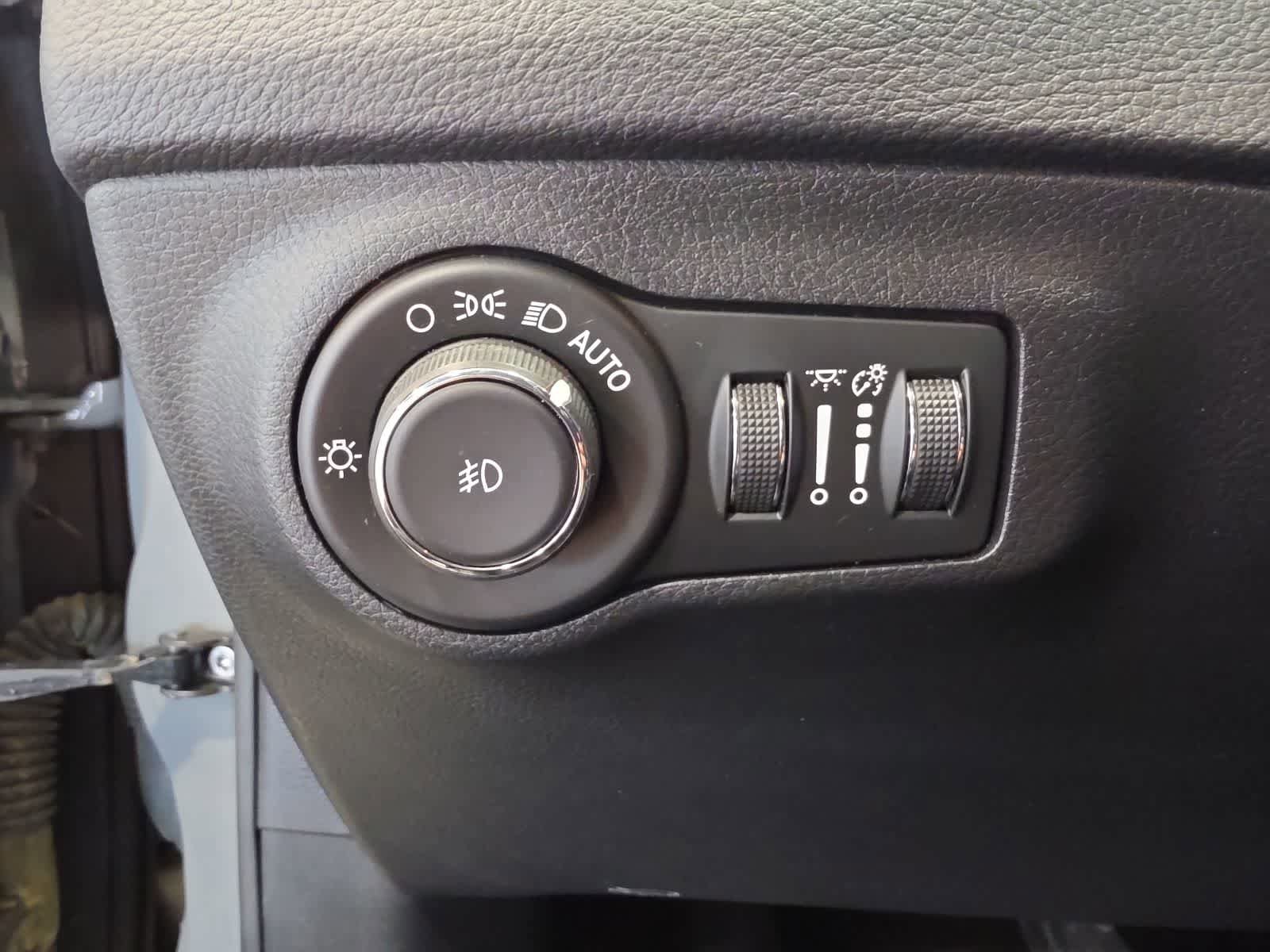 Used 2019 Jeep Compass Limited AWD/4WD image 21