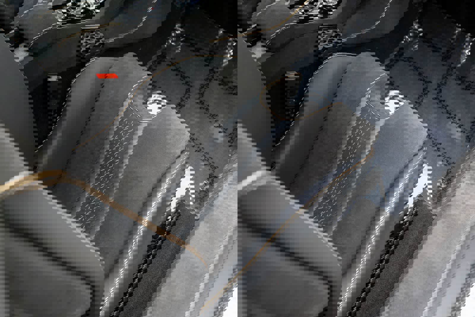 Used 2024 Lamborghini Huracan Sterrato image 40