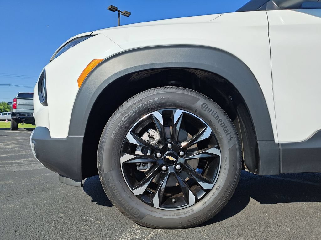 Used 2023 Chevrolet TrailBlazer LT w/ Convenience Package FWD image 10