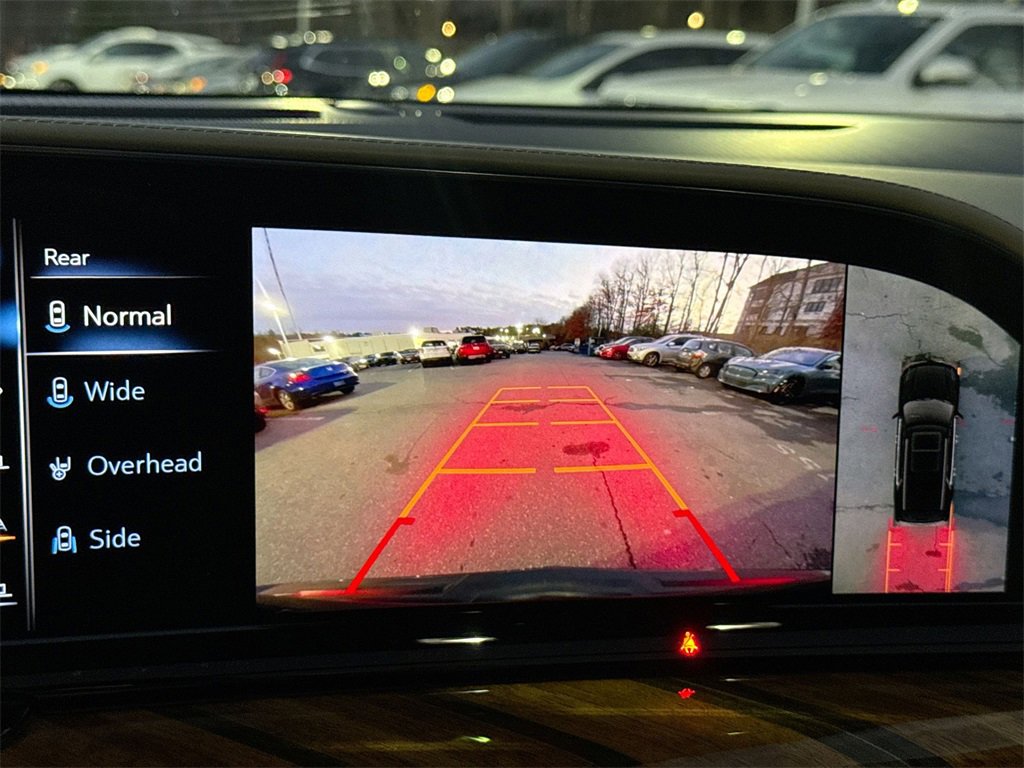 Used 2021 Cadillac Escalade ESV Premium Luxury Platinum image 24