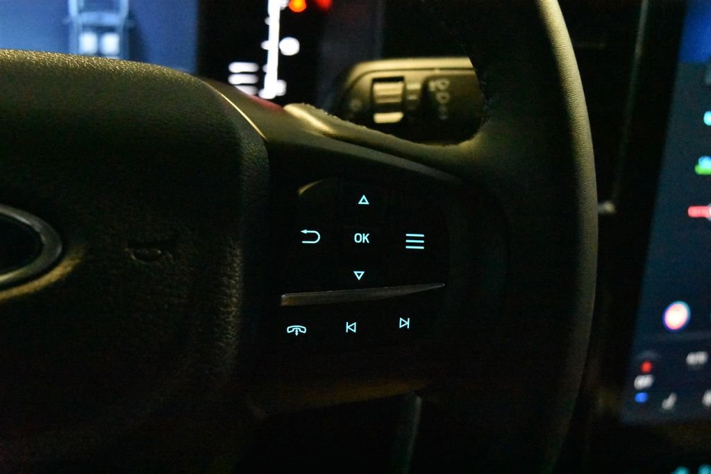 Used 2025 Ford Ranger XLT w/ Equipment Group 301A High image 9