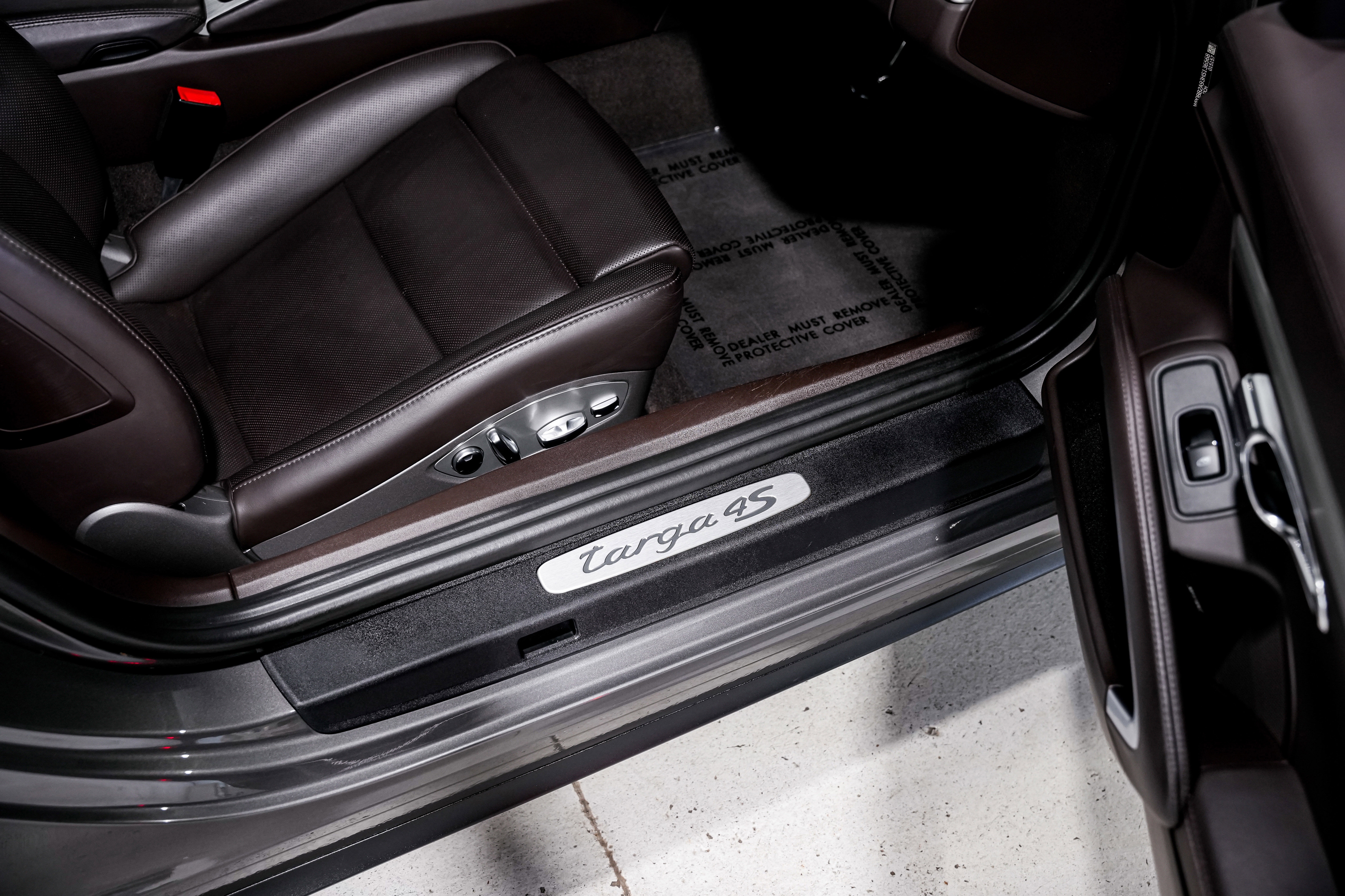 Used 2017 Porsche 911 Targa 4S image 28