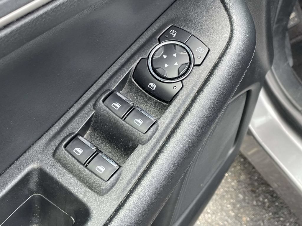 Used 2024 Ford Edge SEL AWD/4WD image 25