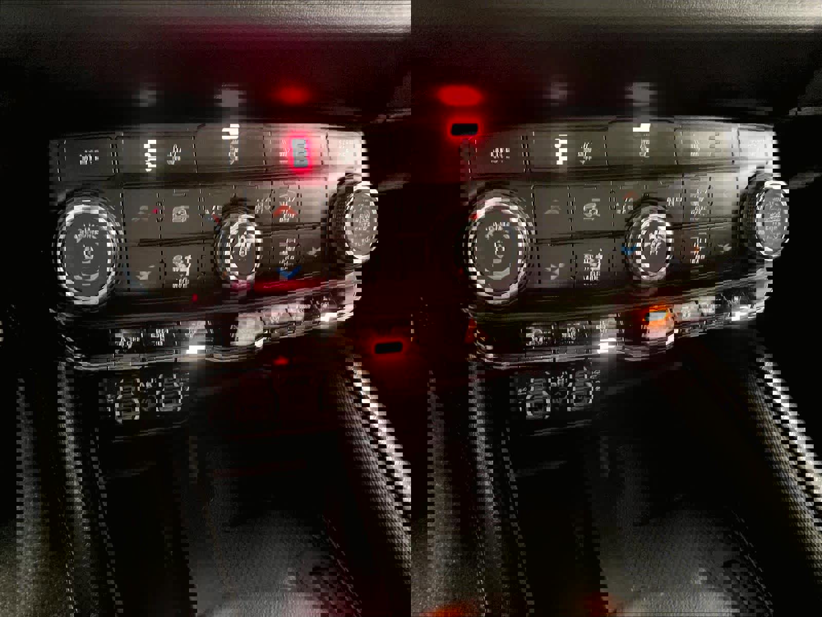 Used 2022 Dodge Durango GT image 27