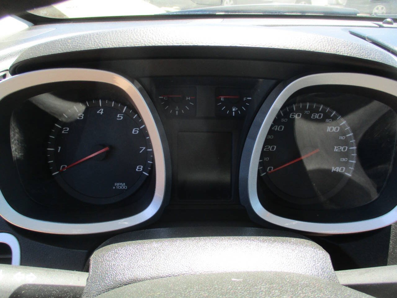 Used 2012 Chevrolet Equinox LS AWD/4WD image 16