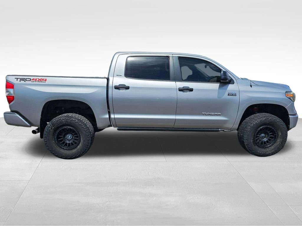 Used 2018 Toyota Tundra SR5 w/ TRD Off Road Package AWD/4WD image 13