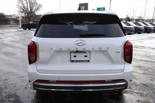 Certified 2025 Hyundai Palisade Calligraphy image 6
