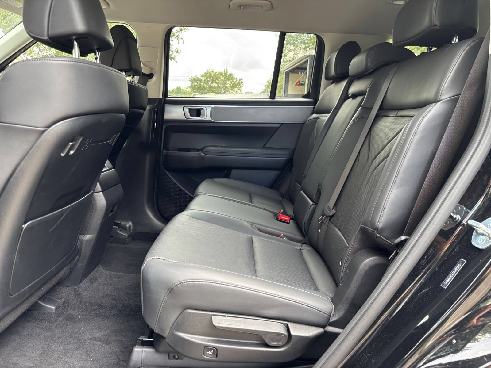 Used 2026 Hyundai Santa Fe SEL FWD image 27