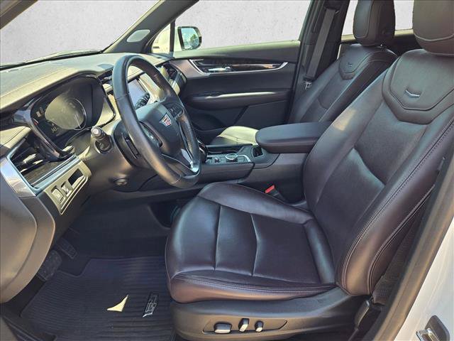 Used 2021 Cadillac XT6 Premium Luxury FWD image 24