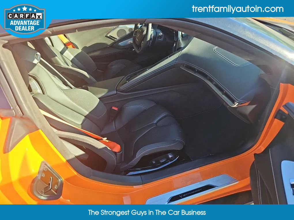 Used 2024 Chevrolet Corvette Stingray Premium Conv w/ 3LT image 33