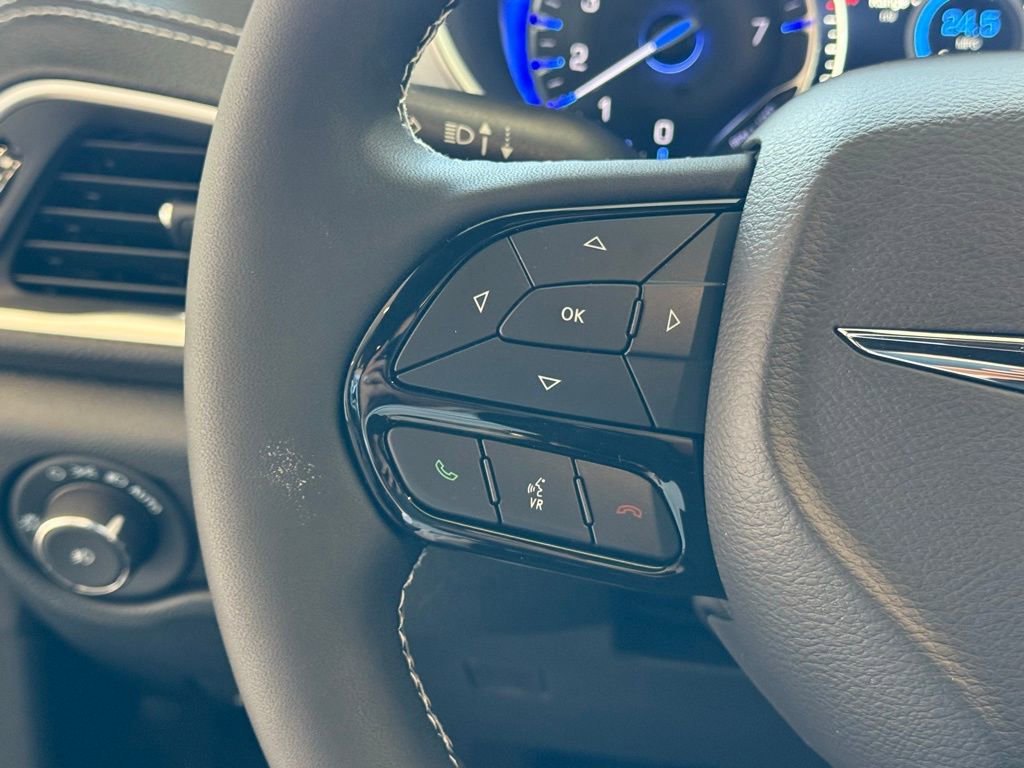 New 2026 Chrysler Pacifica Limited w/ S Appearance Package image 21