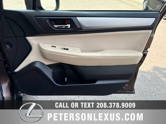 Used 2019 Subaru Outback 2.5i Premium w/ Popular Package #2 AWD/4WD image 12