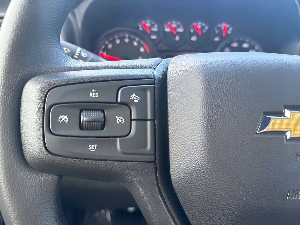 Used 2026 Chevrolet Silverado 1500 Custom RWD image 17