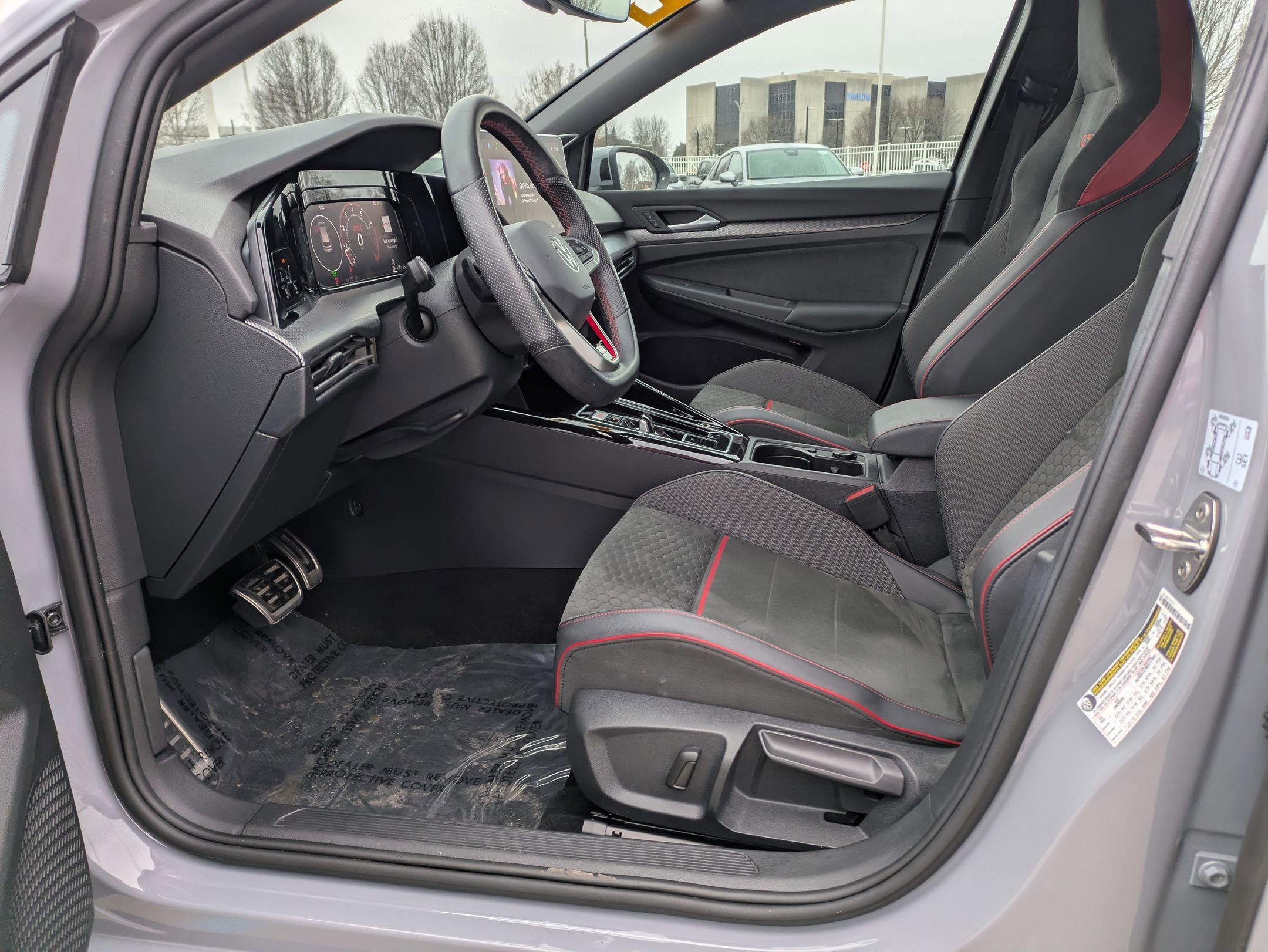 Used 2025 Volkswagen GTI SE image 14