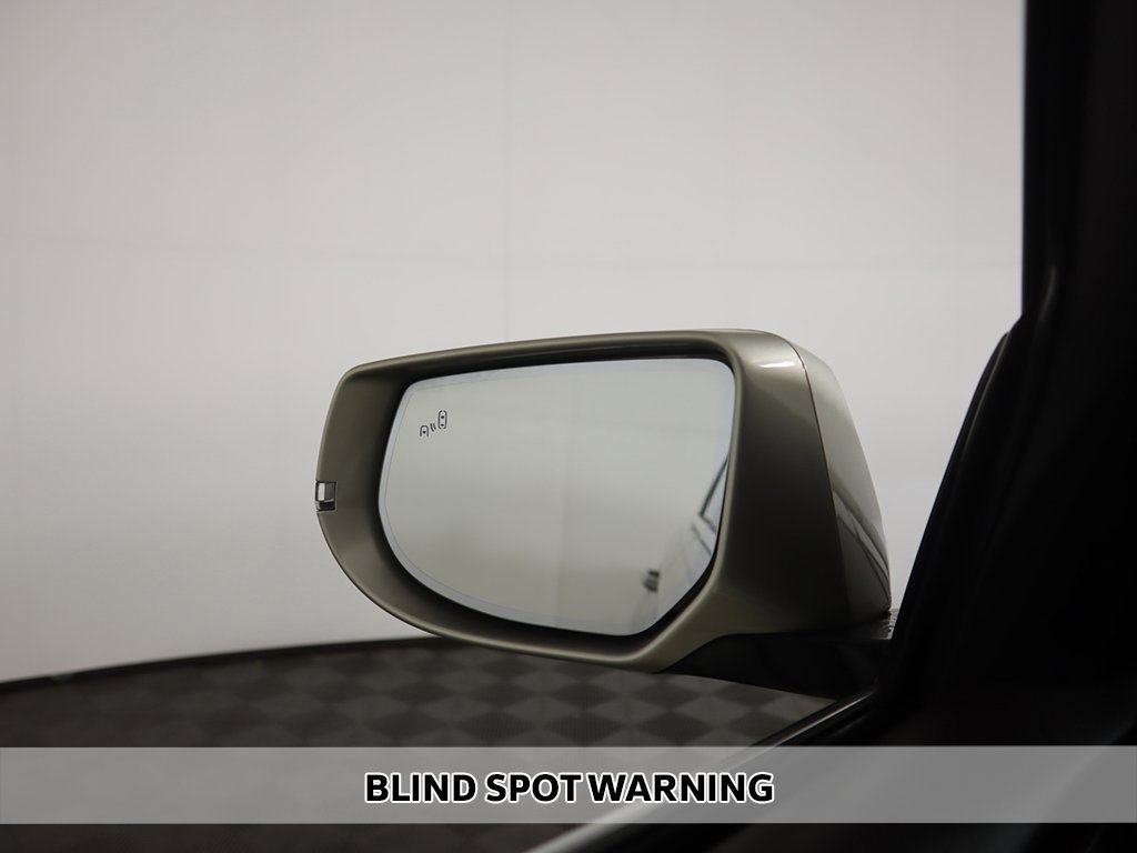 Used 2016 Cadillac XTS Luxury w/ Driver Awareness Package image 7