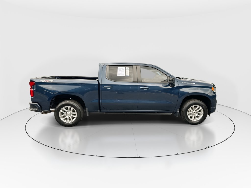 Used 2023 Chevrolet Silverado 1500 RST AWD/4WD image 9