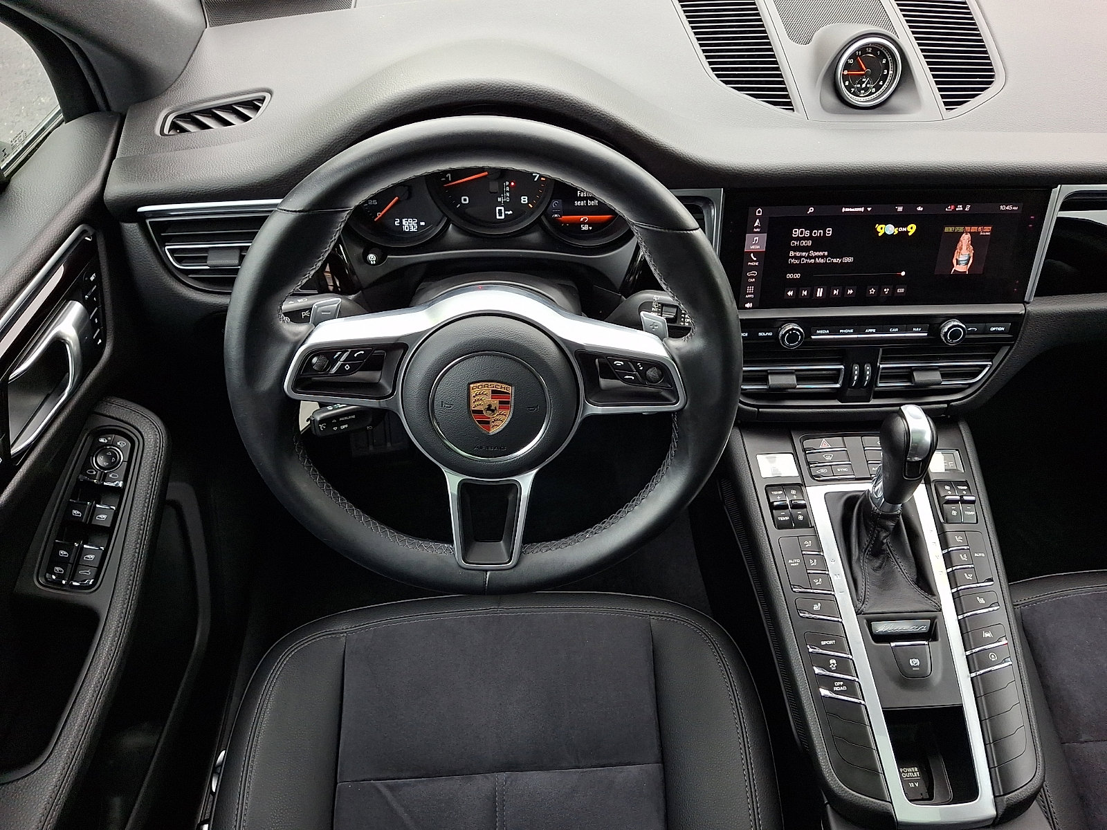 Used 2020 Porsche Macan AWD/4WD image 10