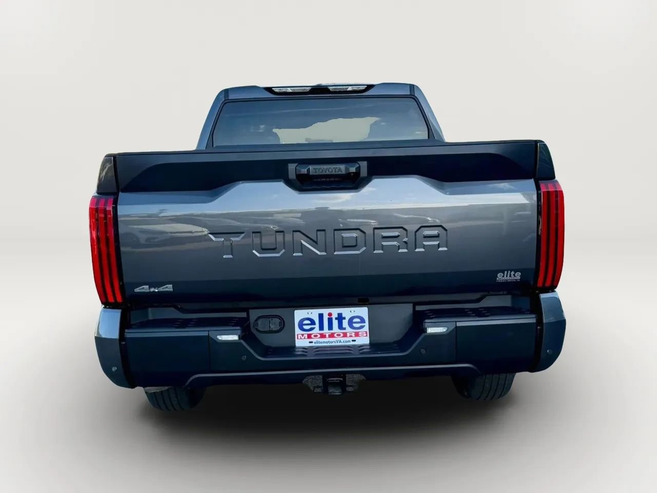 Used 2025 Toyota Tundra SR5 w/ SR5 Convenience Package image 6