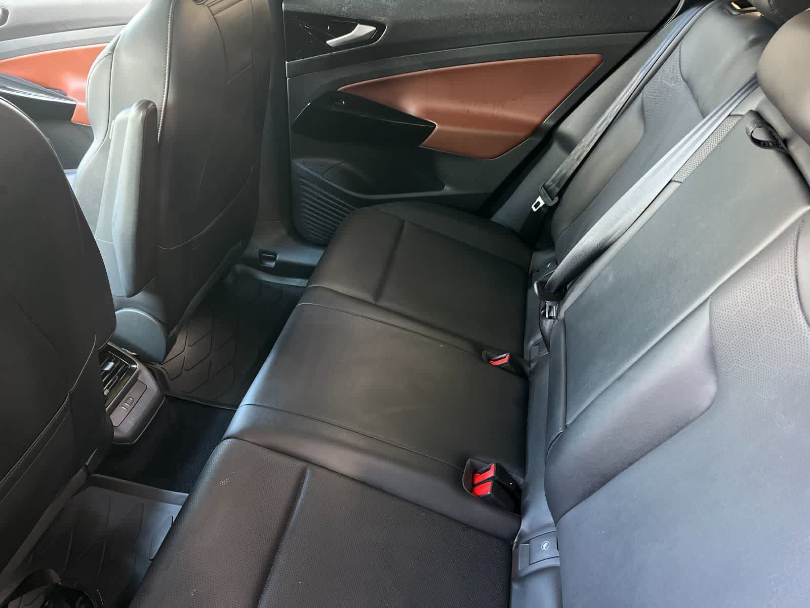Used 2022 Volkswagen ID.4 Pro S RWD image 5