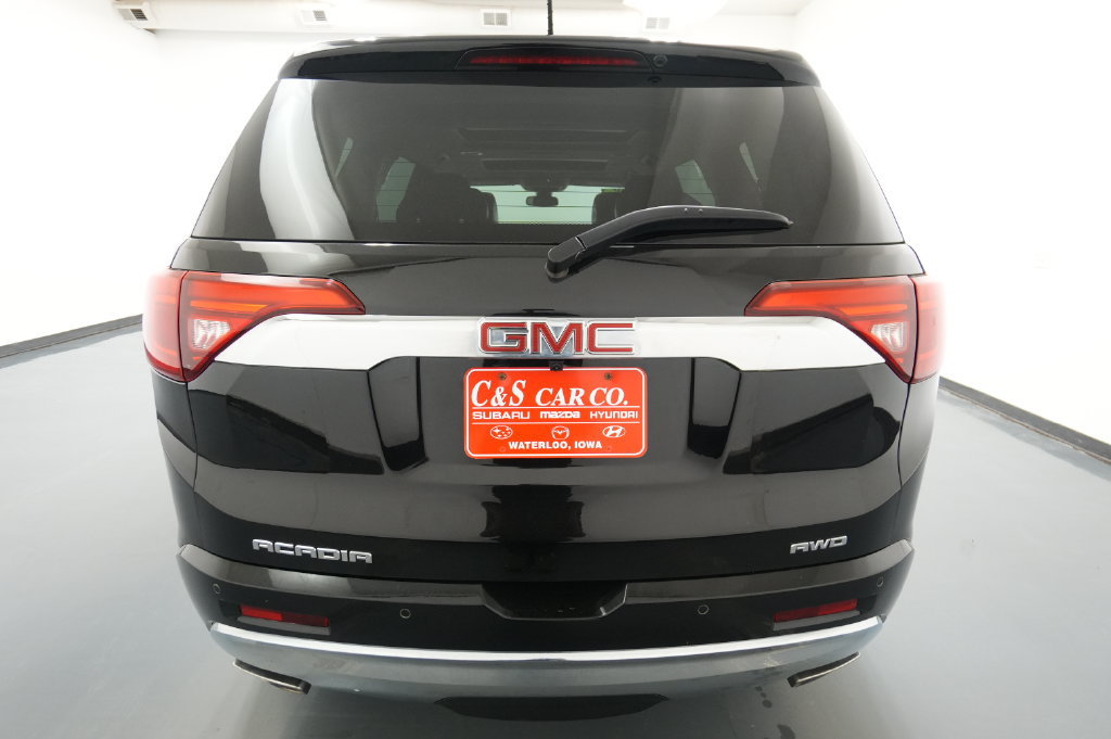 Used 2019 GMC Acadia Denali w/ Technology Package AWD/4WD image 8