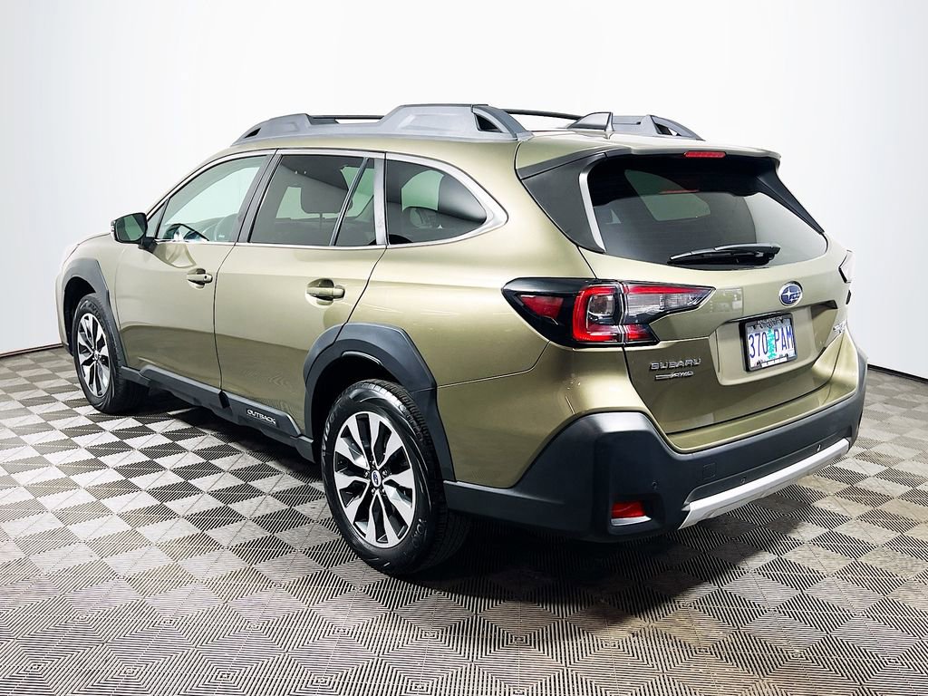 Used 2023 Subaru Outback Limited XT AWD/4WD image 5